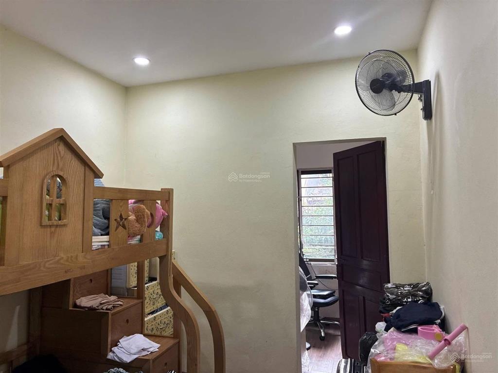 Bán nhà phố hào nam đống đa, 3 tầng,đầy đủ công năng ,38m2 giá 6,3 tỷ có thương lượng  0987 396 ***