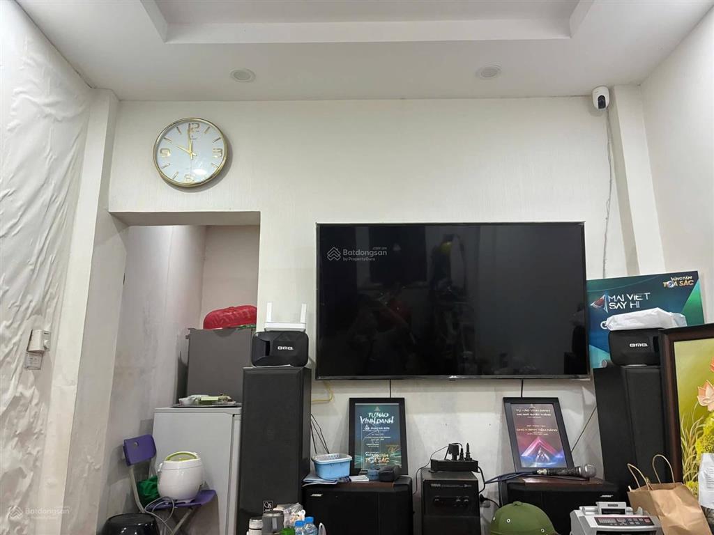 Bán nhà phố hào nam đống đa, 3 tầng,đầy đủ công năng ,38m2 giá 6,3 tỷ có thương lượng  0987 396 ***