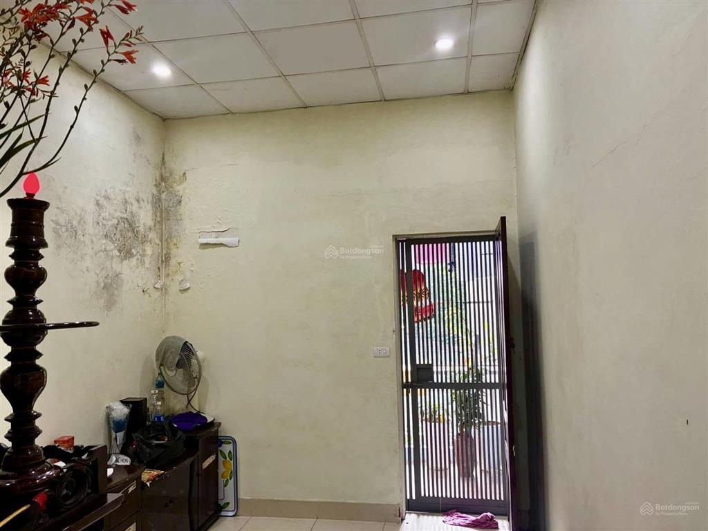 Bán nhà phố hào nam đống đa, 3 tầng,đầy đủ công năng ,38m2 giá 6,3 tỷ có thương lượng  0987 396 ***