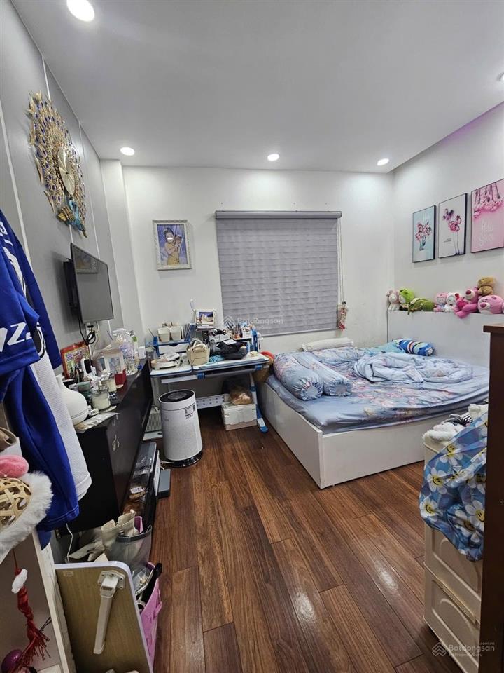 Bán nhà 4 tầng tuyệt đẹp 80m2, ngay cư xá ngân hàng  trần xuân soạn, quận 7, giá mềm