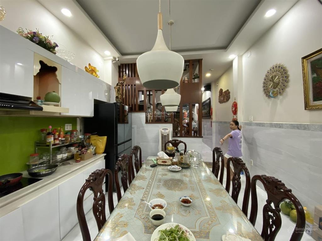 Bán nhà 4 tầng tuyệt đẹp 80m2, ngay cư xá ngân hàng  trần xuân soạn, quận 7, giá mềm