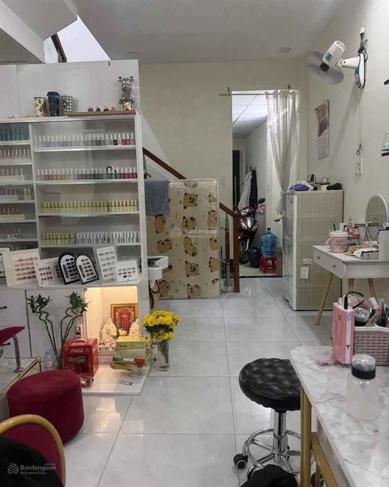 Bán nhà mặt tiền đường số cư xá ngân hàng, quận 7, sổ đẹp, sẵn dòng tiền, chỉ nhỉnh nhẹ 9 tỷ