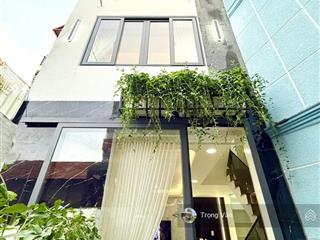 Nhà 4 tầng  5pn 3wc full nt  gần ra mặt tiền duy tân  30,3 m² (5 x 7,75m). chỉ 6 tỷ