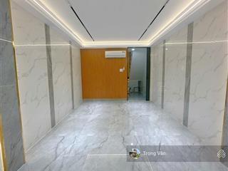 Mặt đường nguyễn trọng tuyển  3 tầng hc đủ. chỉ 8,75 tỷ