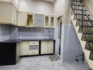 Chỉ 2,95 tỷ  hẻm thoáng trần hưng đạo sát q1  nhà 3 tầng 2pn 3wc