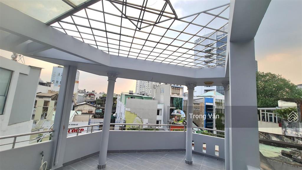 Chỉ 9,4tỷ  cho thuê được 42 triệu  nhà 4 tầng mặt đường trương hán siêu, p. đa kao