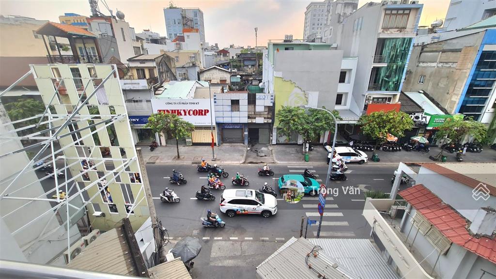 Chỉ 9,4tỷ  cho thuê được 42 triệu  nhà 4 tầng mặt đường trương hán siêu, p. đa kao