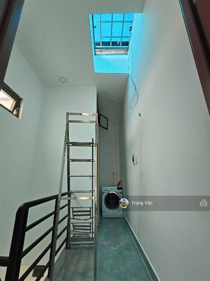 Cách 15m ra mặt tiền bờ kè hoàng sa  hẻm trước nhà 4m  căn góc 38,1m². chỉ 6,68 tỷ