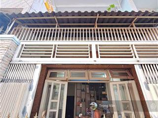 Nhà 3 tầng 3pn 3wc hc đủ  sổ 45,2m² (4 x 11,6) vuông vức không qh. chỉ 5,8 tỷ