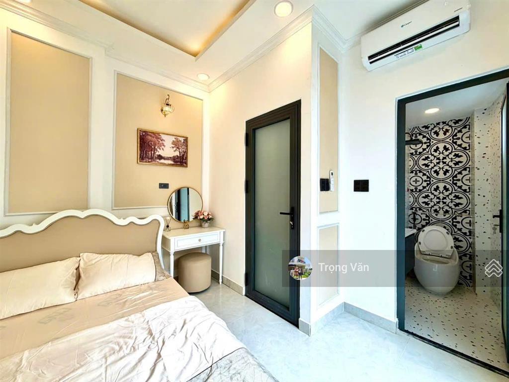 Chỉ 4,79 tỷ  hẻm trước nhà 4,5m  không lộ giới  nhà 4 tầng btct lung linh