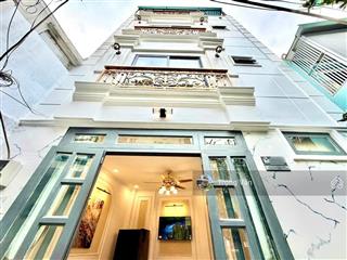 Chỉ 4,79 tỷ  hẻm trước nhà 4,5m  không lộ giới  nhà 4 tầng btct lung linh