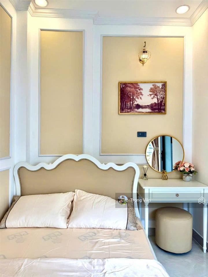 Chỉ 4,79 tỷ  hẻm trước nhà 4,5m  không lộ giới  nhà 4 tầng btct lung linh