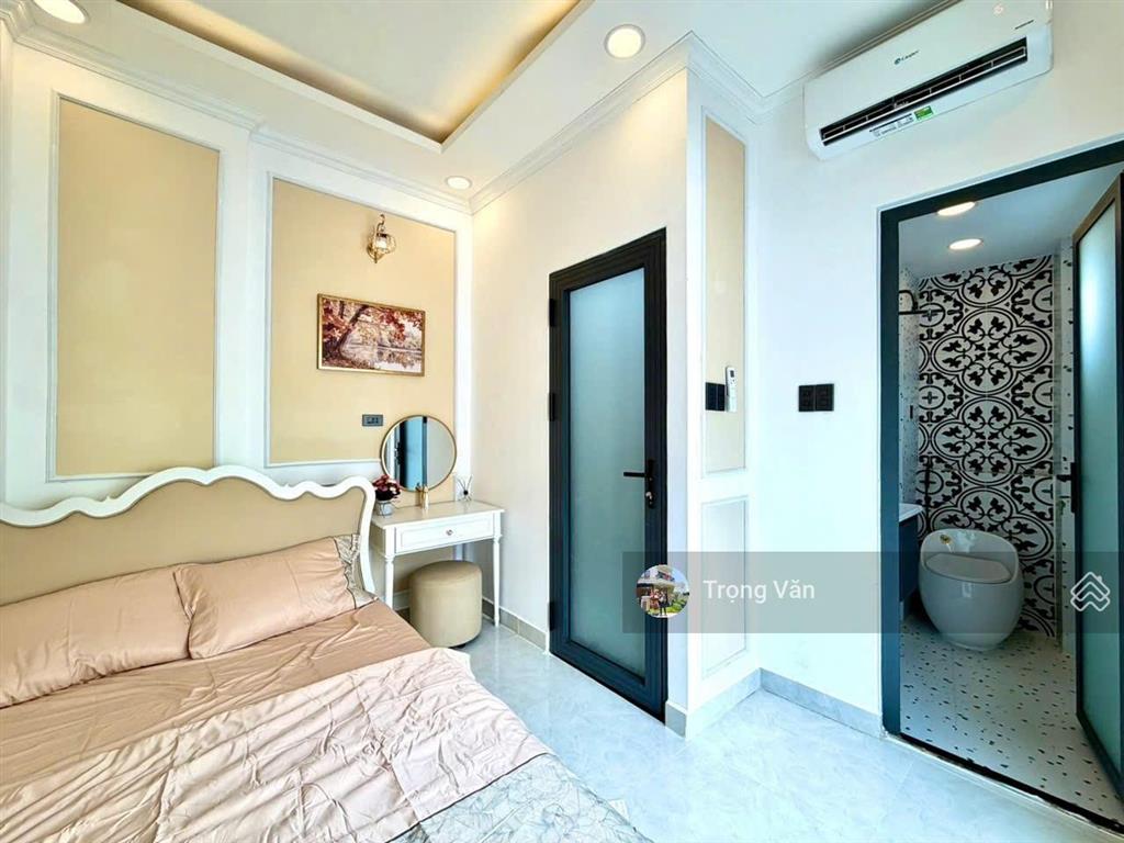 Chỉ 4,79 tỷ  hẻm trước nhà 4,5m  không lộ giới  nhà 4 tầng btct lung linh