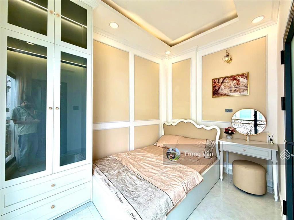 Chỉ 4,79 tỷ  hẻm trước nhà 4,5m  không lộ giới  nhà 4 tầng btct lung linh