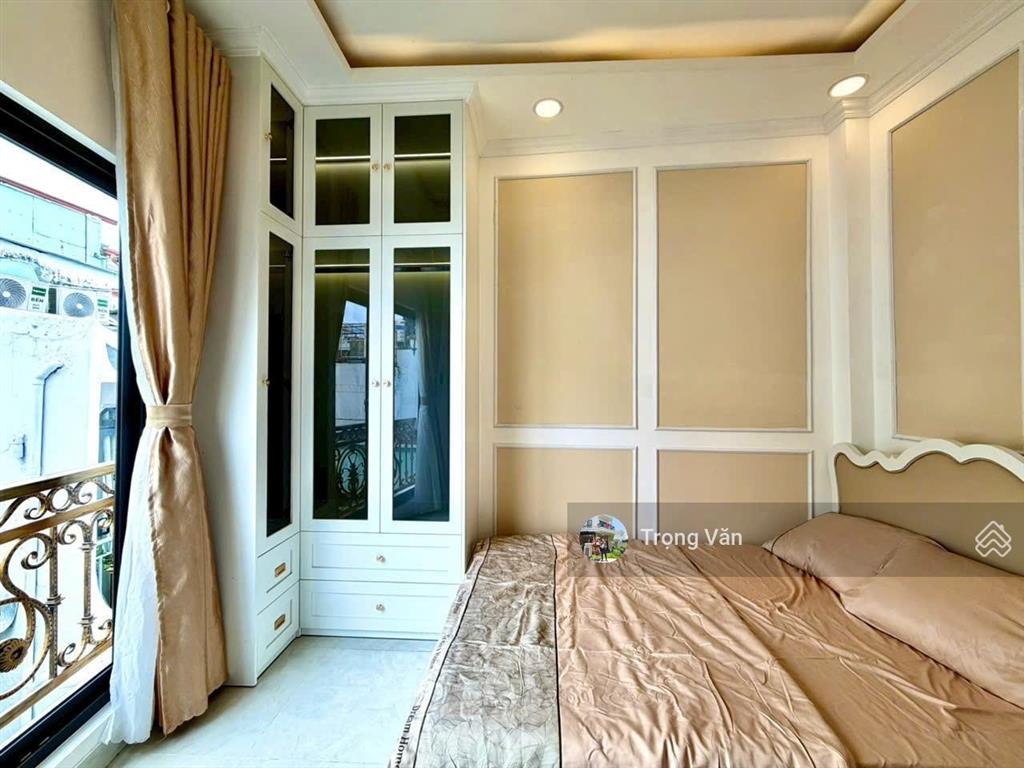 Chỉ 4,79 tỷ  hẻm trước nhà 4,5m  không lộ giới  nhà 4 tầng btct lung linh