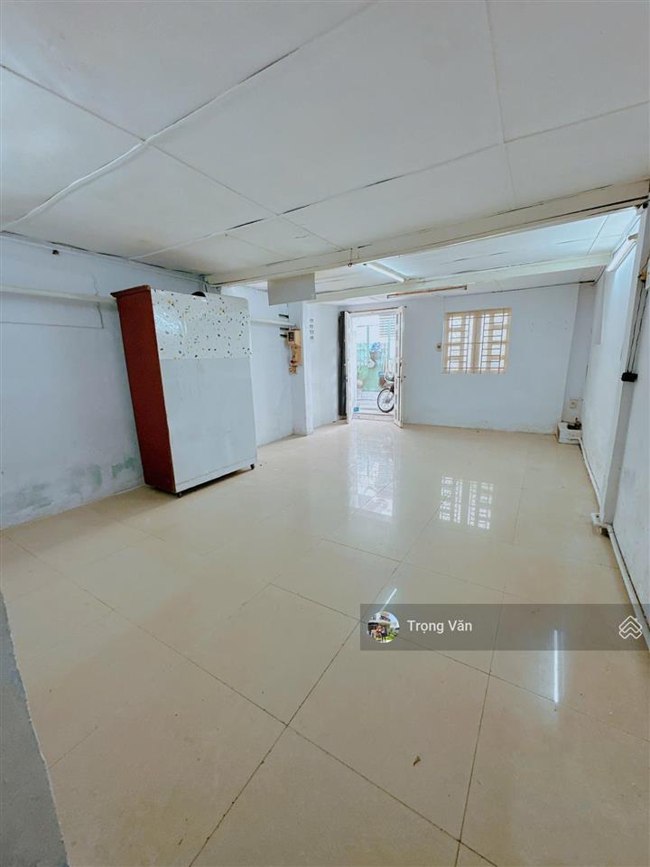 Nhà c4 sổ 39,9m² (4,33 x 9)  đất dân cư  hẻm 3m nguyễn đình chính. chỉ 4,9 tỷ