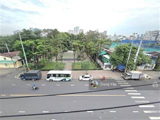 Mặt tiền ngay vĩnh hội  view công viên  nhà 4 tầng  sổ 71,3m². chỉ 18,5 tỷ