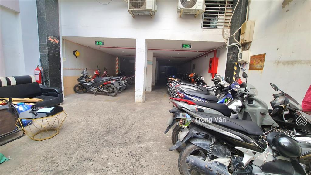 Doanh thu 2,2 tỷ/ năm  tòa chdv khủng sẵn 46pn 47wc  mặt đường số 15m tân quy view đẹp