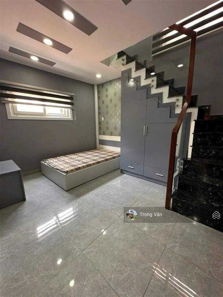 Chỉ 12,8 tỷ  trước nhà 5m  sát mt an dương vương giáp q1  diện tích lớn  nhà 3 tầng 5pn 4wc