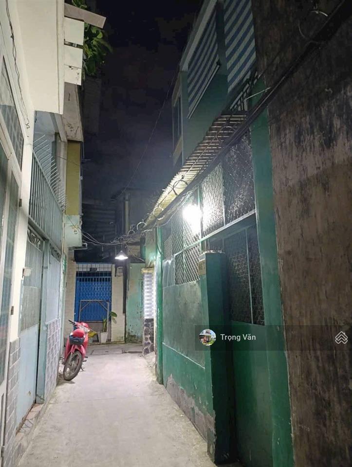 Chỉ 4,89 tỷ  nhà mặt đường chiến thắng  sổ 69,3m²  sửa mới cho thuê được 6pn