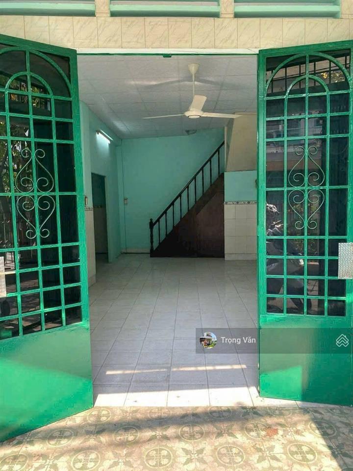 Chỉ 4,89 tỷ  nhà mặt đường chiến thắng  sổ 69,3m²  sửa mới cho thuê được 6pn