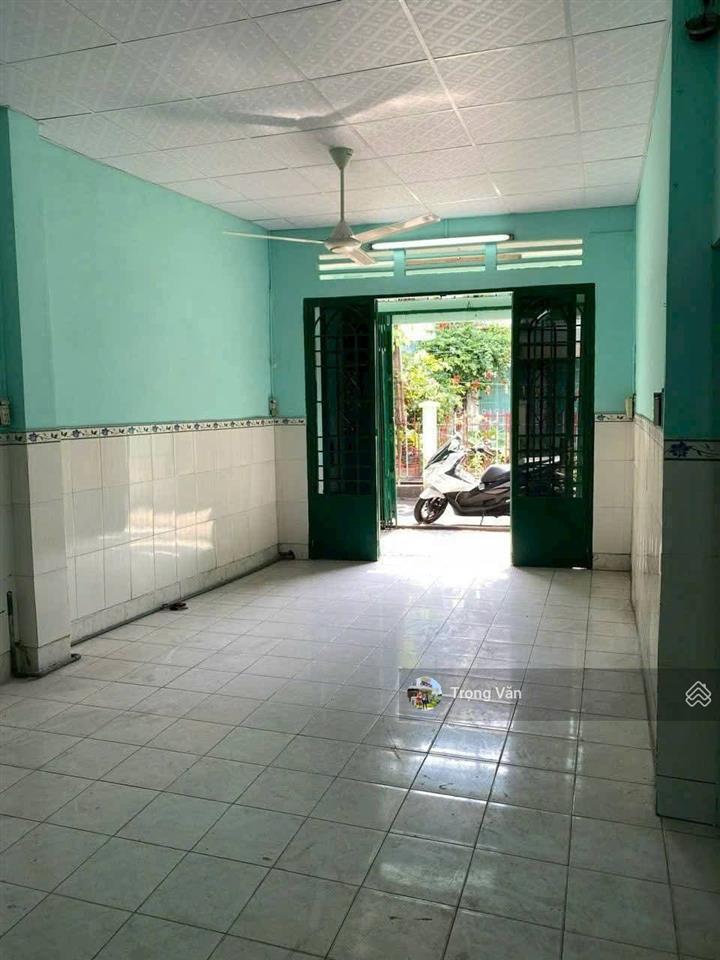 Chỉ 4,89 tỷ  nhà mặt đường chiến thắng  sổ 69,3m²  sửa mới cho thuê được 6pn