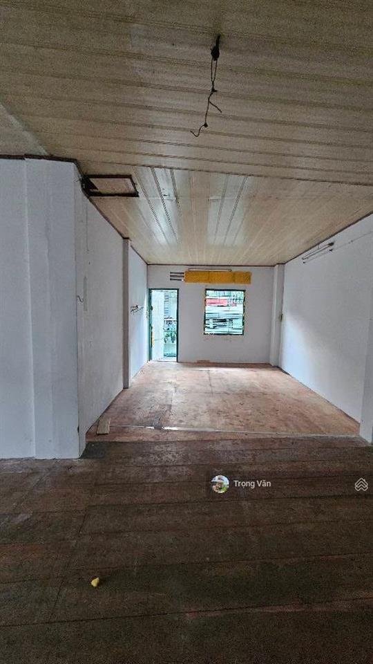 Chỉ 4,89 tỷ  nhà mặt đường chiến thắng  sổ 69,3m²  sửa mới cho thuê được 6pn