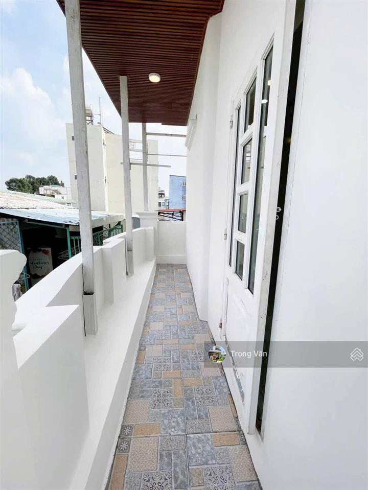 Căn góc hẻm 3,5m thông hoàng sa  4 tầng 3pn 4wc  ngang 4,57m. chỉ 4,25 tỷ
