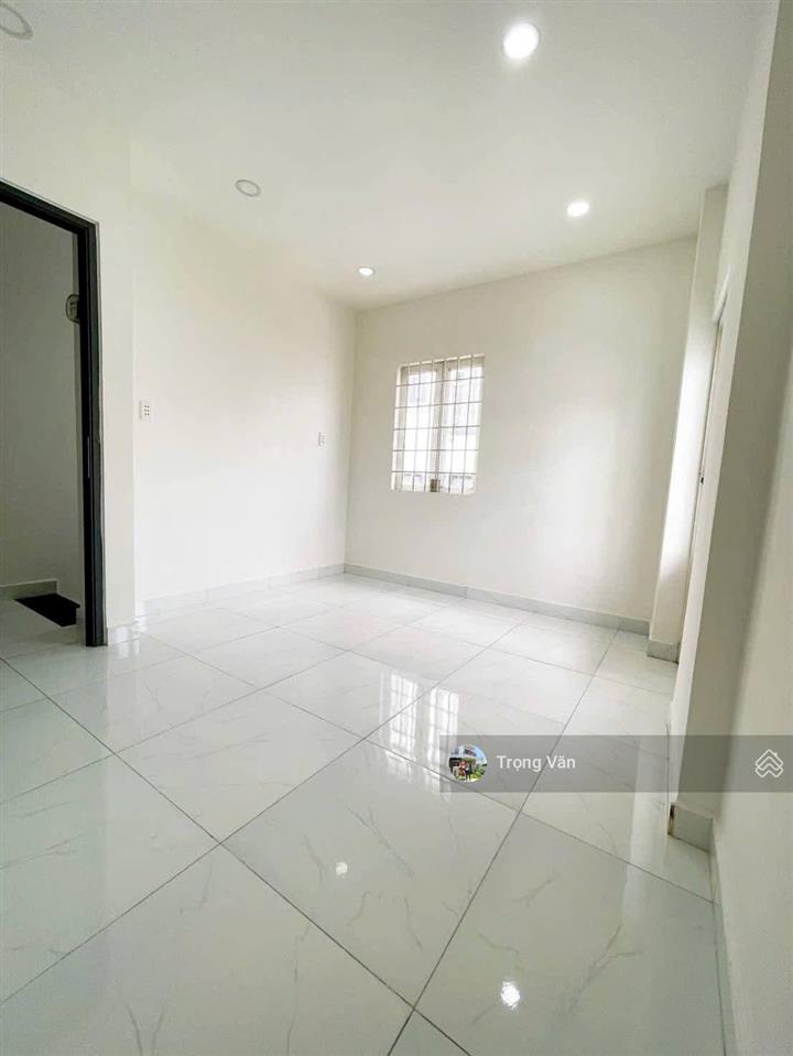 Căn góc hẻm 3,5m thông hoàng sa  4 tầng 3pn 4wc  ngang 4,57m. chỉ 4,25 tỷ
