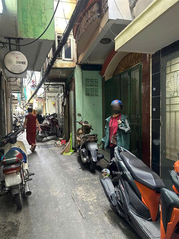 Chỉ 4,3 tỷ nhà 5 tầng 7pn 9wc trong bùi viện doanh thu hơn 30 triệu/ tháng