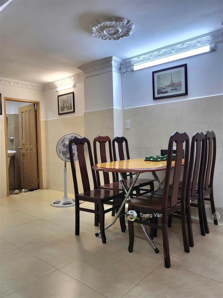 Chỉ 10,2 tỷ  nhà 5 tầng  mặt đường số 8,5m ngay tân vĩnh  xe hơi ngủ thoải mái