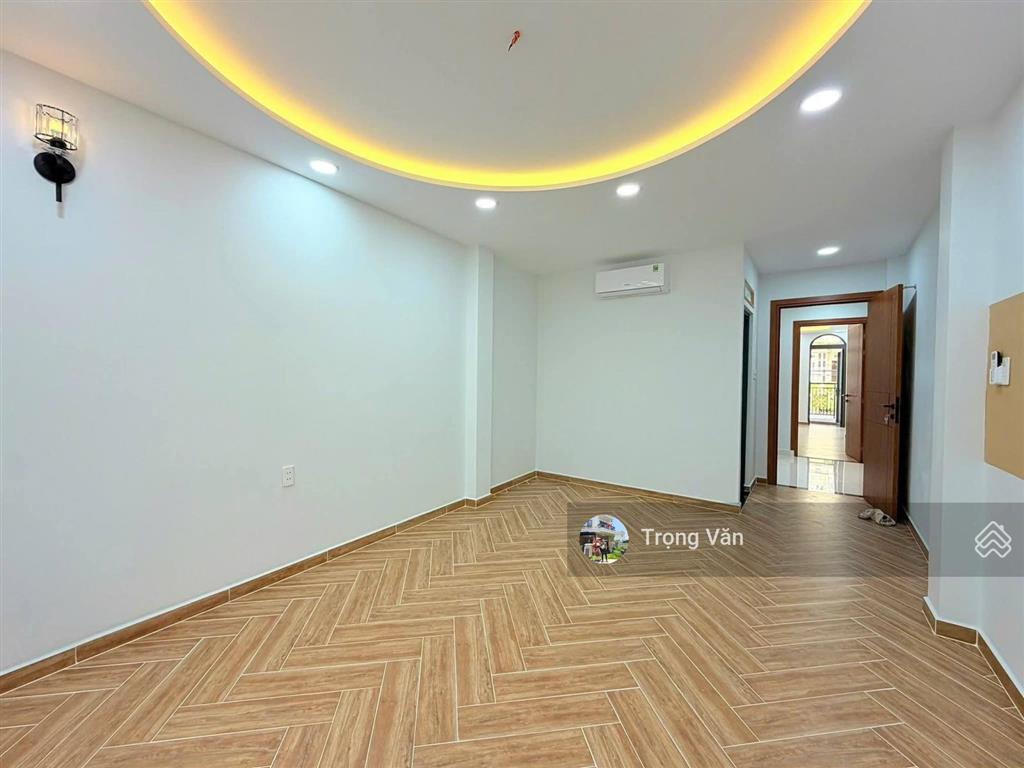 Mặt đường đoàn văn bơ  nhà mới xây 2026  sổ 57,7m². giá 9,8 tỷ
