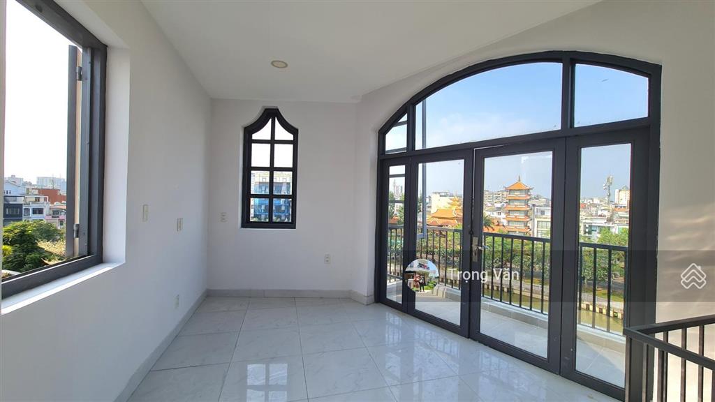 Sở hữu thế đất viên kim cương panorama 360 độ  nhà 6 tầng mặt tiền hoàng sa. giá tốt 14.8 tỷ