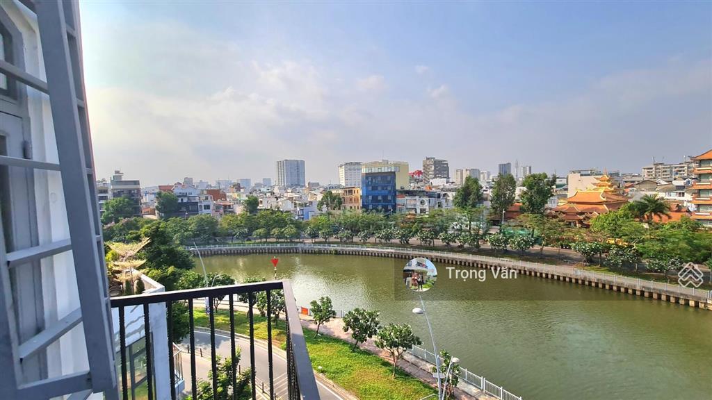 Sở hữu thế đất viên kim cương panorama 360 độ  nhà 6 tầng mặt tiền hoàng sa. giá tốt 14.8 tỷ