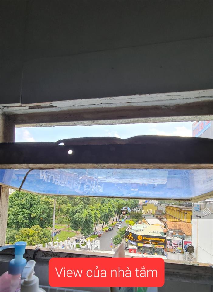 Vị trí không có căn thứ 2  view đối diện công viên 23/9  cho thuê được 120 triệu/ năm