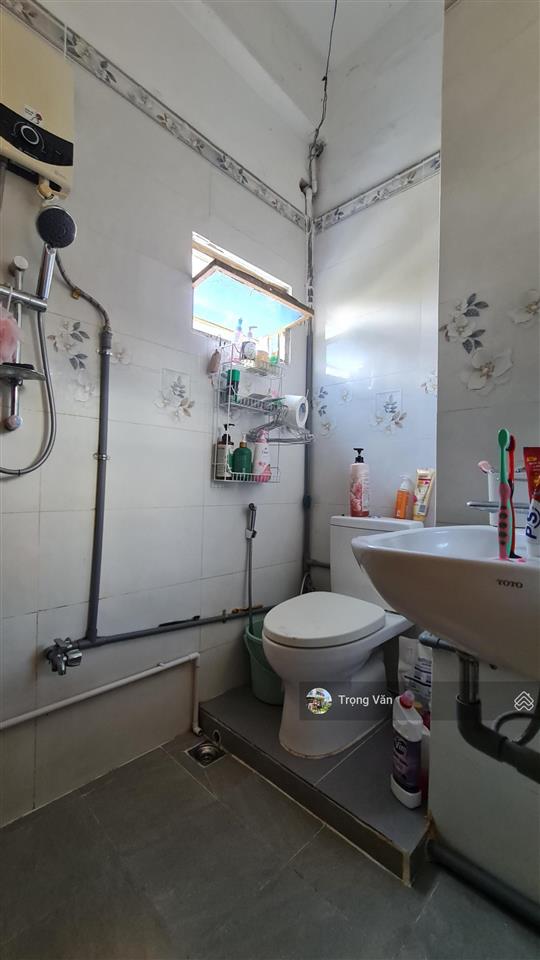 Vị trí không có căn thứ 2  view đối diện công viên 23/9  cho thuê được 120 triệu/ năm