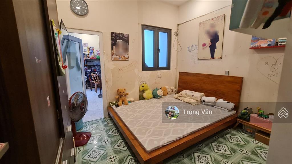 Vị trí không có căn thứ 2  view đối diện công viên 23/9  cho thuê được 120 triệu/ năm