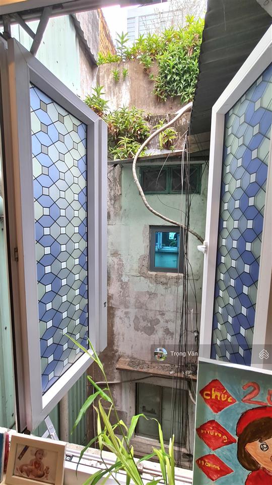 Vị trí không có căn thứ 2  view đối diện công viên 23/9  cho thuê được 120 triệu/ năm