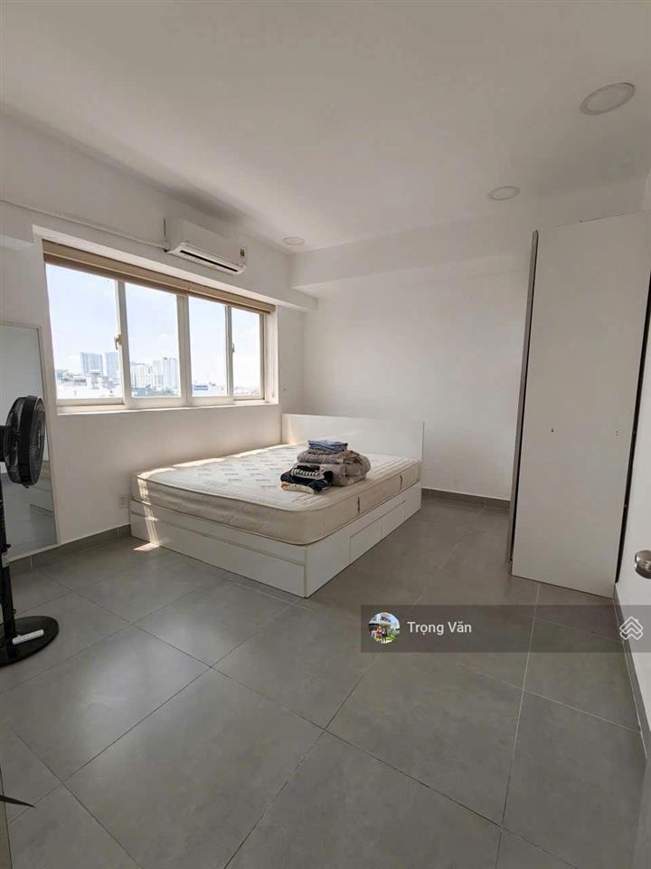 H3 hoàng diệu giáp q1  căn 2pn  sổ hồng 59m²  view thành phố thoáng, đẹp. chỉ 4,3 tỷ