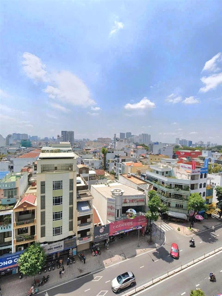 H3 hoàng diệu giáp q1  căn 2pn  sổ hồng 59m²  view thành phố thoáng, đẹp. chỉ 4,3 tỷ