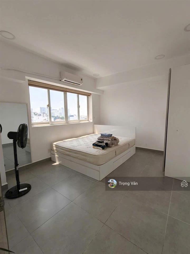 H3 hoàng diệu giáp q1  căn 2pn  sổ hồng 59m²  view thành phố thoáng, đẹp. chỉ 4,3 tỷ