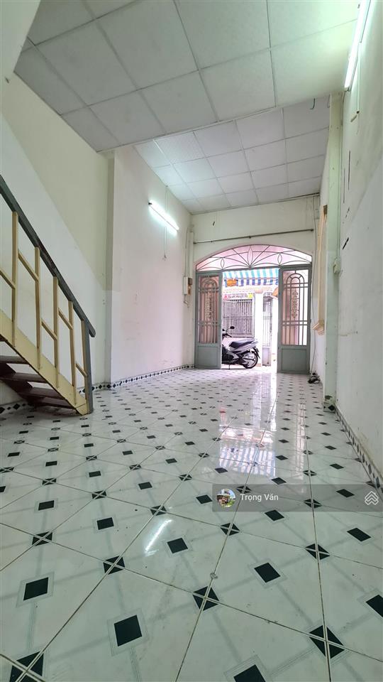 Chỉ 8,8 tỷ  nhà cũ  xe hơi đỗ cửa  ngay công viên thỏ trắng  gpxd 6 tầng