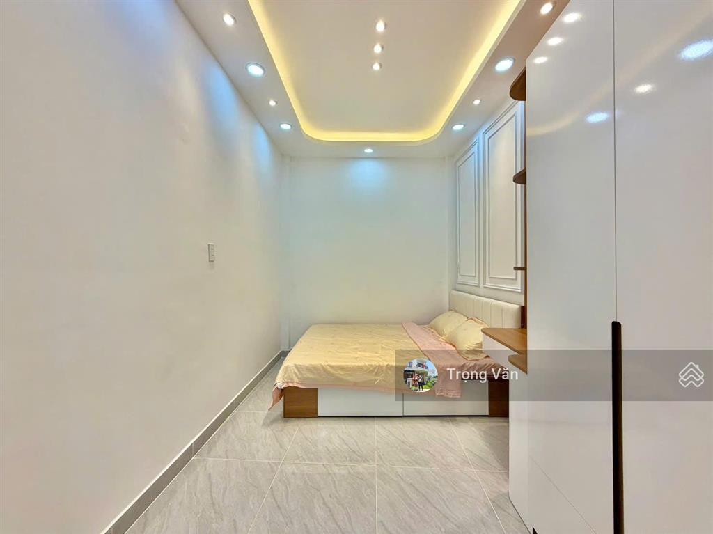 Căn góc 2 mặt  có 3pn  sổ 28,1m²  ngay huỳnh văn bánh. chỉ 5,25 tỷ