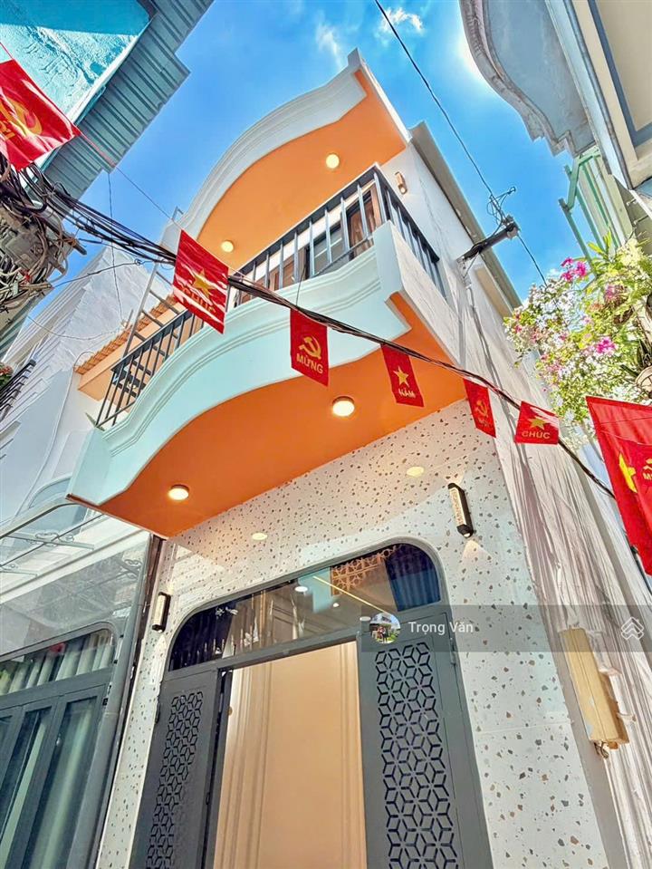 Căn góc 2 mặt  có 3pn  sổ 28,1m²  ngay huỳnh văn bánh. chỉ 5,25 tỷ