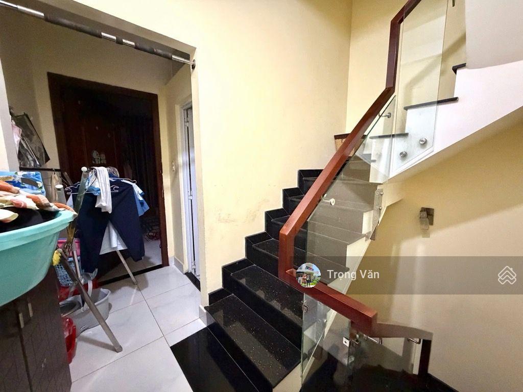Chỉ 20,9 tỷ  nhà 5 tầng 12pn tiện làm chdv  ngang 8,19m  xe hơi đỗ cửa  thẳng 20m là mặt tiền