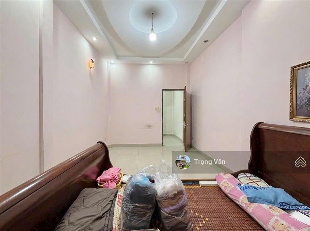 Nhà mặt hẻm xe tải 6m sát mặt tiền lê văn sỹ quận 3  sổ 49,6m². chỉ 10,6 tỷ