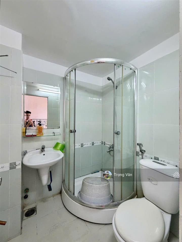Nhà mặt hẻm xe tải 6m sát mặt tiền lê văn sỹ quận 3  sổ 49,6m². chỉ 10,6 tỷ