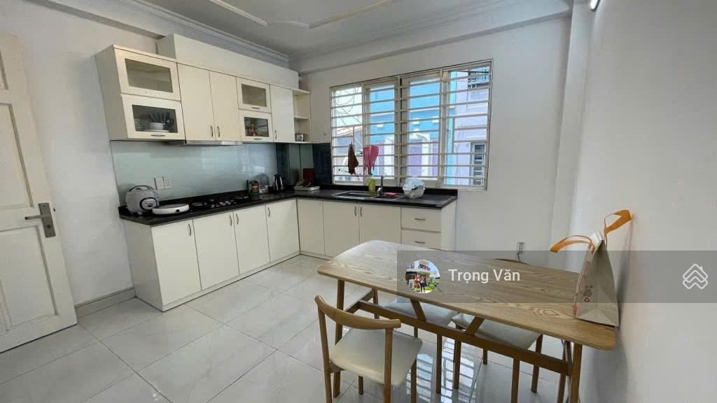 Mặt tiền nguyễn phúc nguyên (20m)  chdv 7 tầng có thang máy  sổ 71,2m². giá 32 tỷ