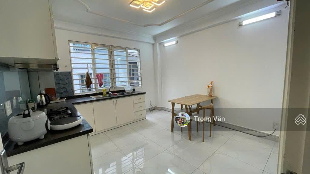Mặt tiền nguyễn phúc nguyên (20m)  chdv 7 tầng có thang máy  sổ 71,2m². giá 32 tỷ