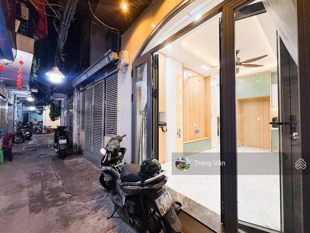 1 căn duy nhất  võ văn tần hiếm bán  nhà 4 tầng 2pn 3wc. chỉ 4,95 tỷ